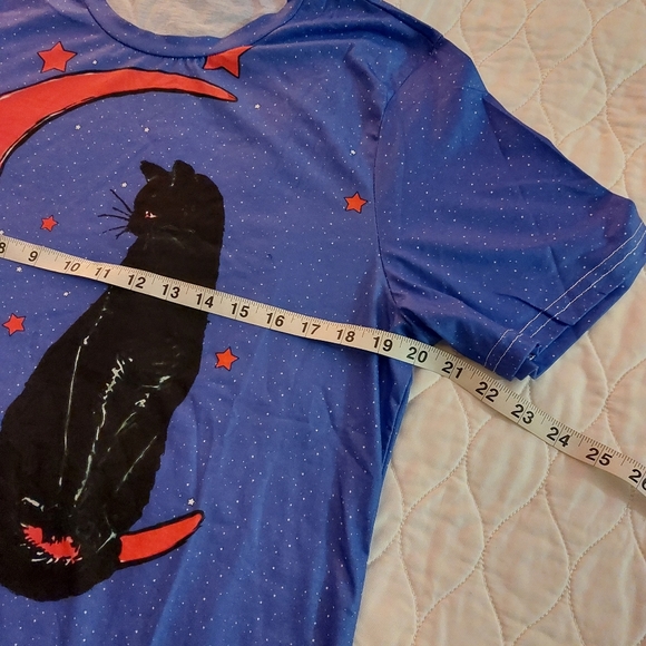 WOMENS GRAPHIC MOON/CAT TEE-SHIRT NWOT - Picture 5 of 6
